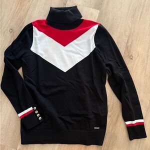 NWOT Tommy Hilfiger Turtleneck